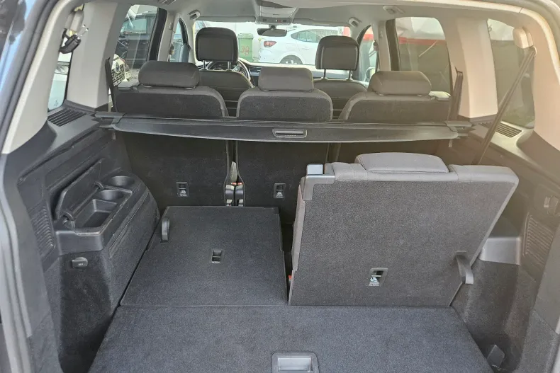 Volkswagen Touran din 2021 cu 133.000 km - oferta VOL128754 - foto 8