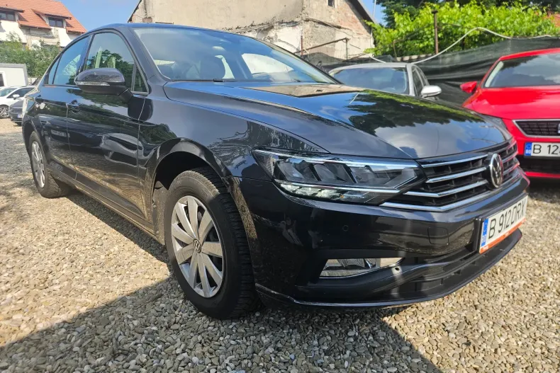 Volkswagen Passat din 2021 cu 79.000 km - oferta VOL128767 - foto 4