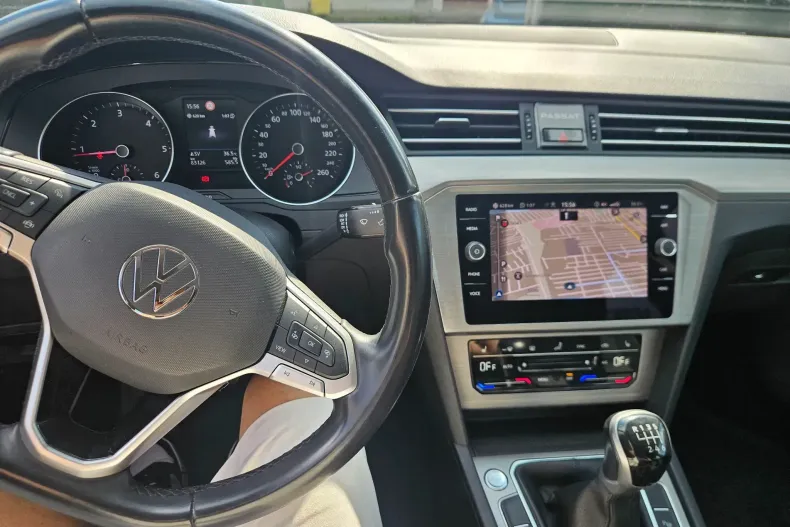 Volkswagen Passat din 2021 cu 79.000 km - oferta VOL128767 - foto 8