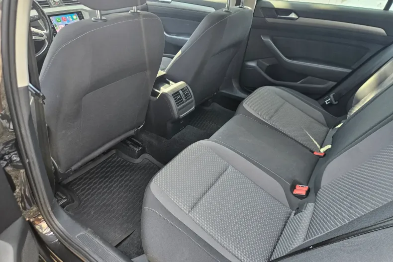 Volkswagen Passat din 2021 cu 79.000 km - oferta VOL128767 - foto 16