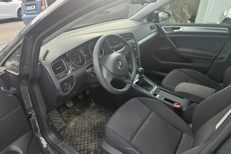 Volkswagen Golf din 2020 cu 130.000 km - oferta VOL128768 - foto 7