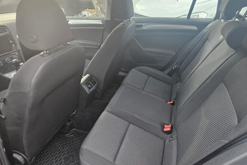 Volkswagen Golf din 2020 cu 130.000 km - oferta VOL128768 - foto 8