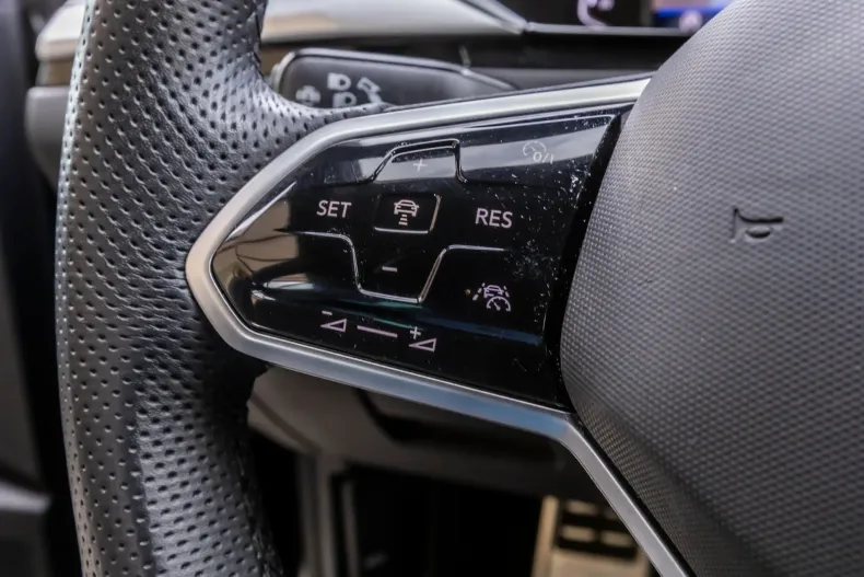 Volkswagen Arteon din 2021 cu 73.000 km - oferta VOL128773 - foto 23