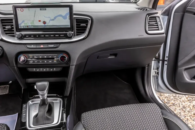 Kia XCeed din 2021 cu 48.000 km - oferta KIA128778 - foto 17