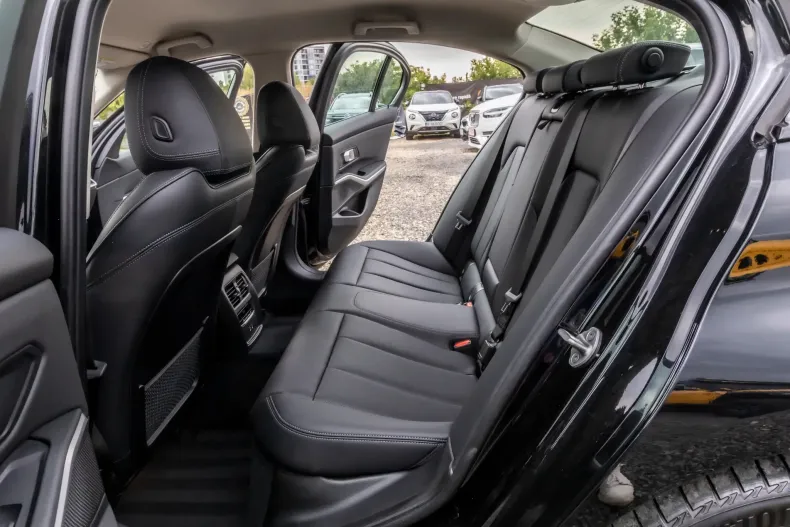 BMW Seria 3 din 2023 cu 81.000 km - oferta BMW128788 - foto 15