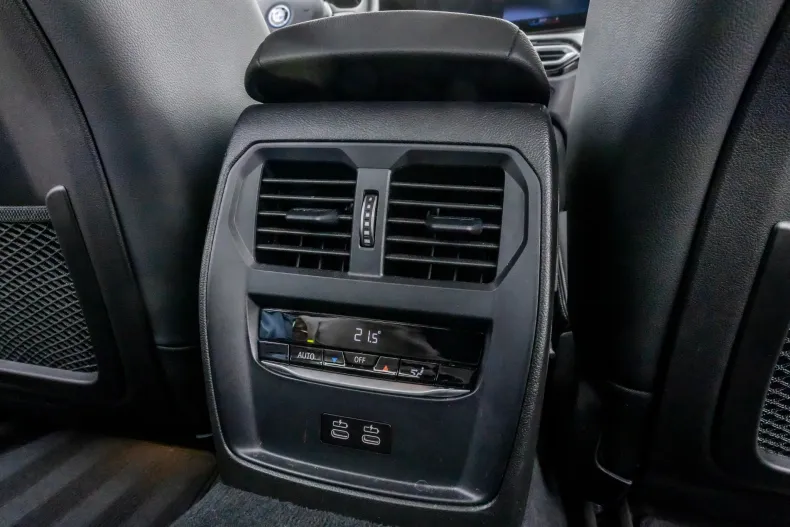 BMW Seria 3 din 2023 cu 81.000 km - oferta BMW128788 - foto 16