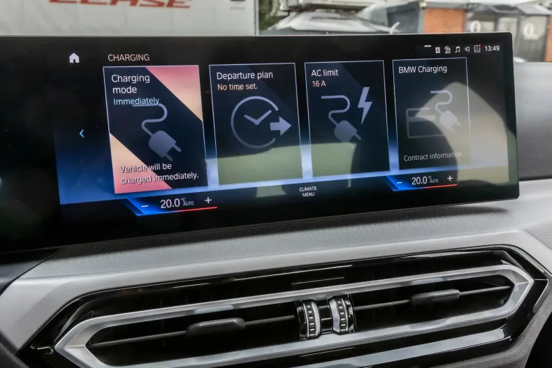 BMW Seria 3 din 2023 cu 81.000 km - oferta BMW128788 - foto 30