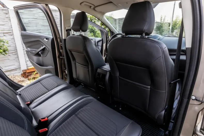 Ford Kuga din 2019 cu 50.000 km - oferta FOR128789 - foto 12