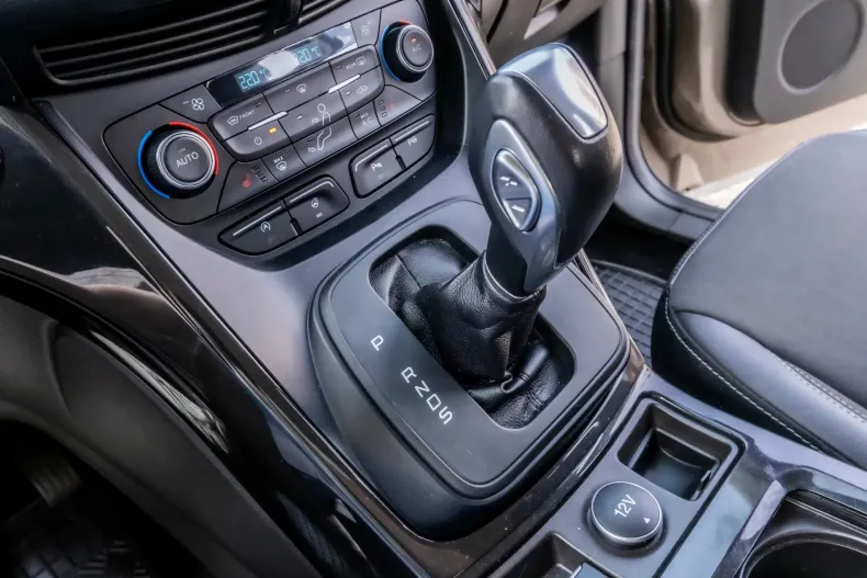 Ford Kuga din 2019 cu 50.000 km - oferta FOR128789 - foto 22