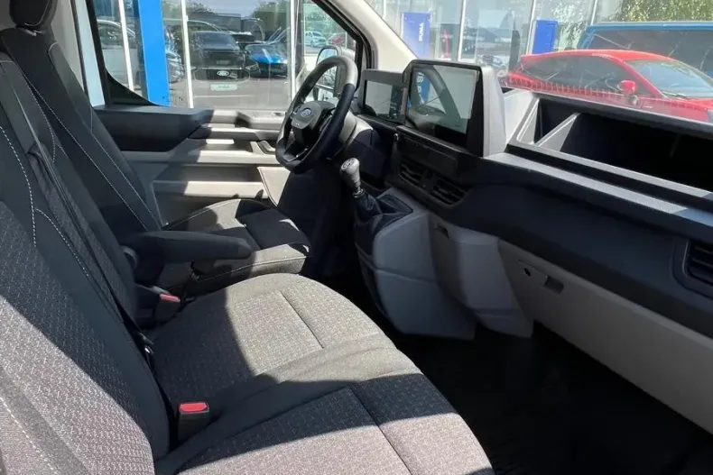 Ford Transit Custom din 2025 cu 1 km - oferta FOR128800 - foto 15