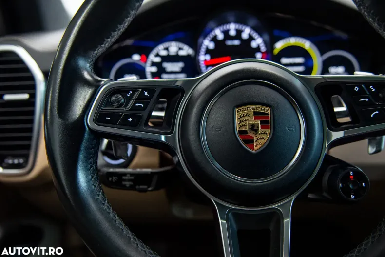 Porsche Cayenne din 2019 cu 76.752 km - oferta POR129028 - foto 19