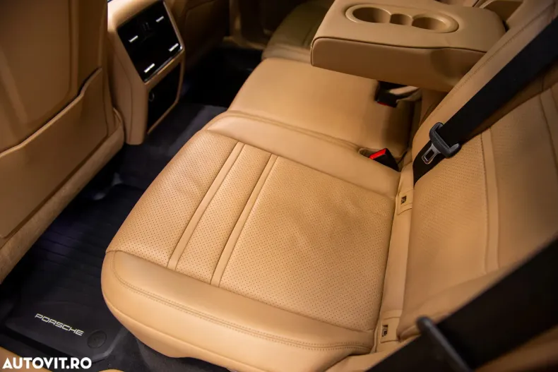 Porsche Cayenne din 2019 cu 76.752 km - oferta POR129028 - foto 30