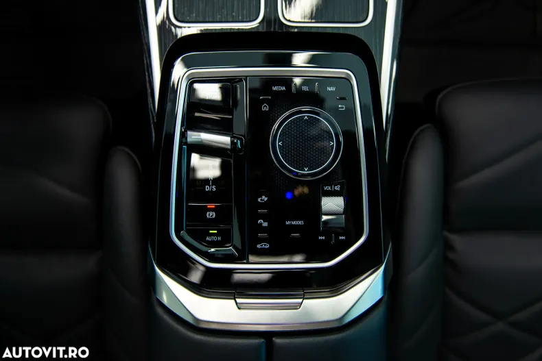 BMW Seria 7 din 2023 cu 57.817 km - oferta BMW129038 - foto 27