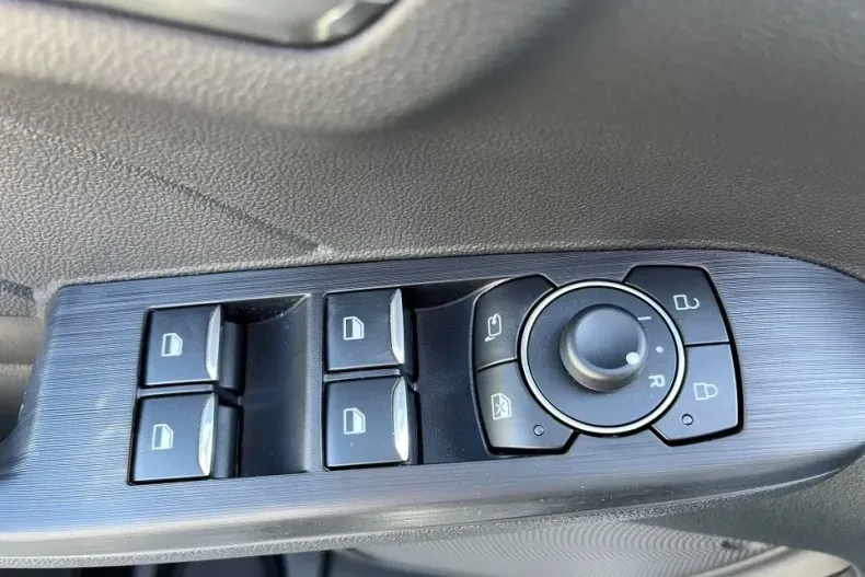 Ford Kuga din 2025 cu 1 km - oferta FOR129051 - foto 21