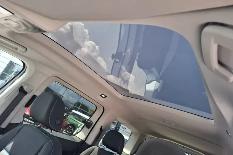 Ford Tourneo Connect din 2025 cu 1 km - oferta FOR129052 - foto 18