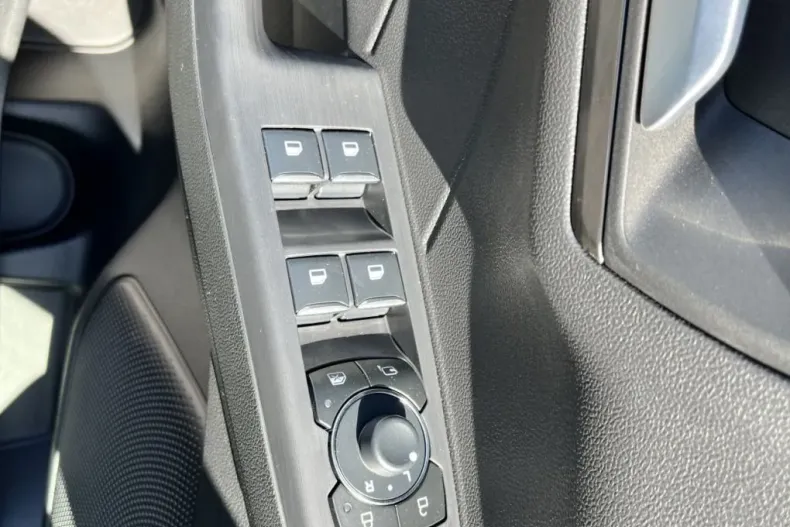 Ford Kuga din 2025 cu 1 km - oferta FOR129055 - foto 9