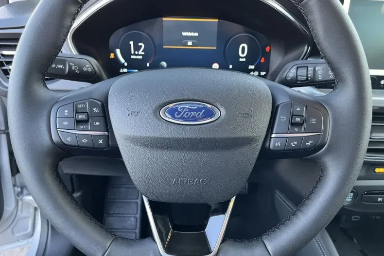 Ford Focus din 2024 cu 1 km - oferta FOR129072 - foto 11