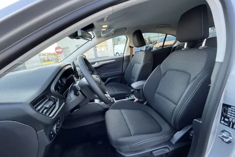 Ford Focus din 2024 cu 1 km - oferta FOR129072 - foto 17