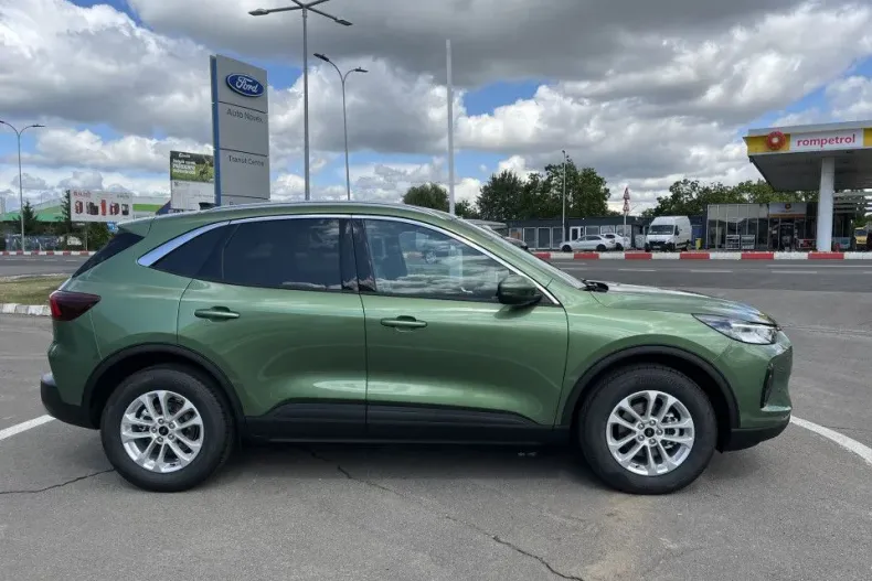 Ford Kuga din 2024 cu 1 km - oferta FOR129073 - foto 4