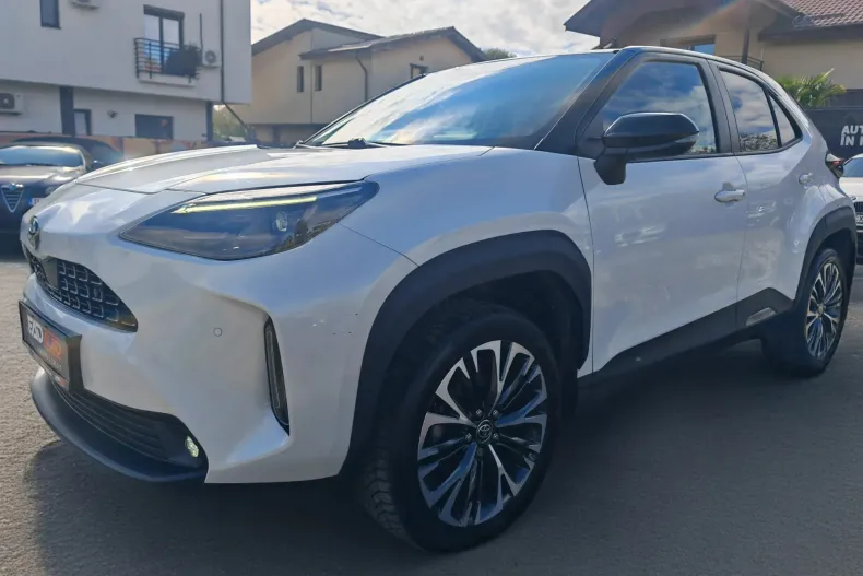 Toyota Yaris Cross din 2022 cu 99.620 km - oferta TOY129083 - foto 2