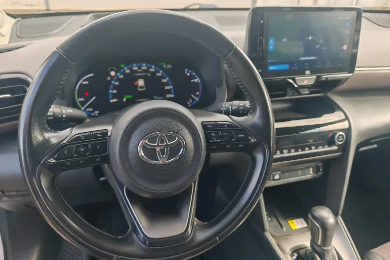 Toyota Yaris Cross din 2022 cu 99.620 km - oferta TOY129083 - foto 6