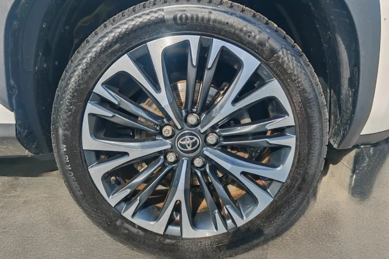 Toyota Yaris Cross din 2022 cu 99.620 km - oferta TOY129083 - foto 24
