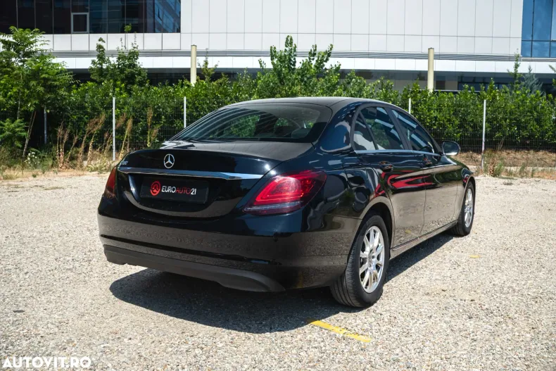 Mercedes-Benz C din 2020 cu 104.400 km - oferta MER129091 - foto 4