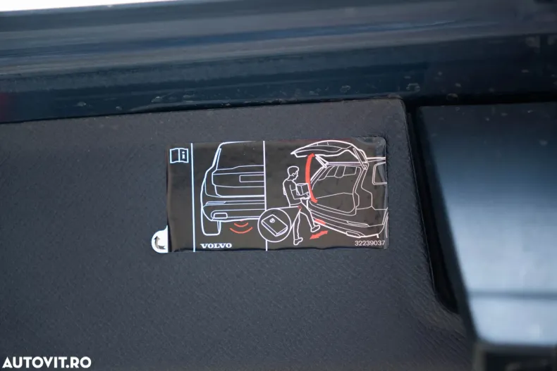 Volvo XC90 din 2021 cu 105.373 km - oferta VOL129092 - foto 37