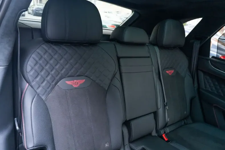 Bentley Bentayga din 2024 cu 7.590 km - oferta BEN129111 - foto 13