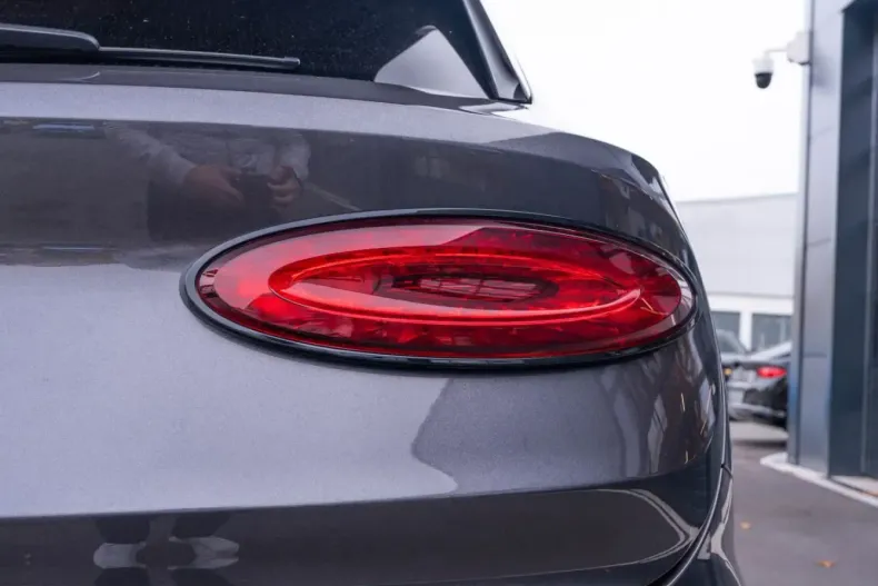 Bentley Bentayga din 2024 cu 7.590 km - oferta BEN129111 - foto 21