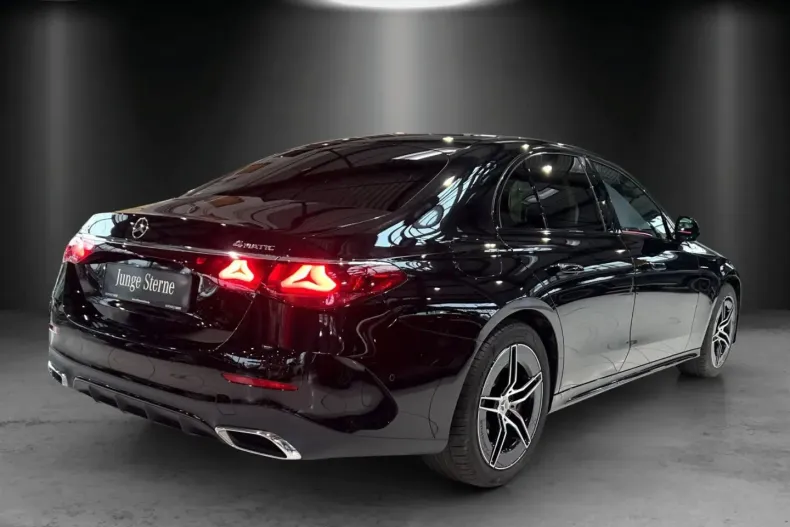 Mercedes-Benz E 400 din 2023 cu 12.000 km - oferta MER129119 - foto 6