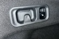 Mercedes-Benz E 400 din 2023 cu 12.000 km - oferta MER129119 - foto 13