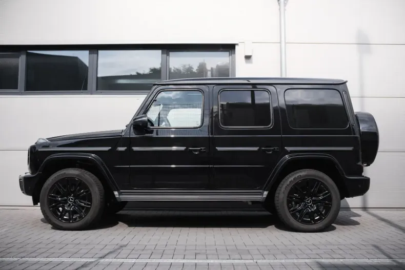 Mercedes-Benz G 450 din 2025 cu 7.150 km - oferta MER129123 - foto 3