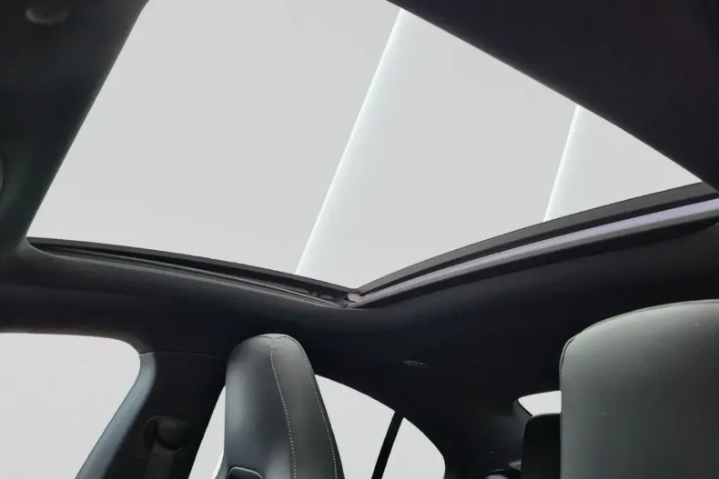 Mercedes-Benz CLA 45 AMG din 2024 cu 8.900 km - oferta MER129125 - foto 20