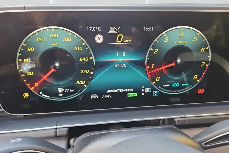 Mercedes-Benz GLE 63 AMG din 2022 cu 42.000 km - oferta MER129127 - foto 11