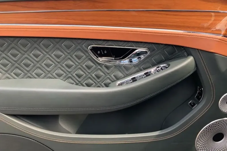 Bentley Continental GT din 2023 cu 23.786 km - oferta BEN129136 - foto 19