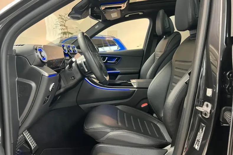 Mercedes-Benz GLC 400 din 2024 cu 15.795 km - oferta MER129142 - foto 13