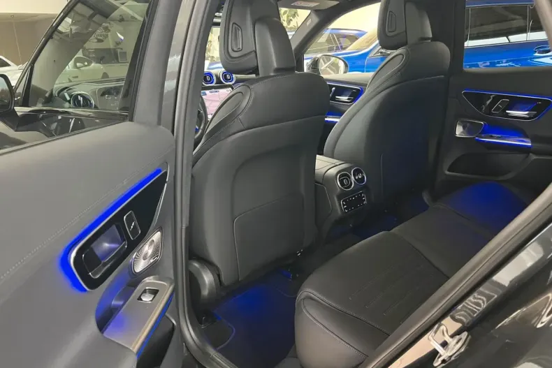 Mercedes-Benz GLC 400 din 2024 cu 15.795 km - oferta MER129142 - foto 15