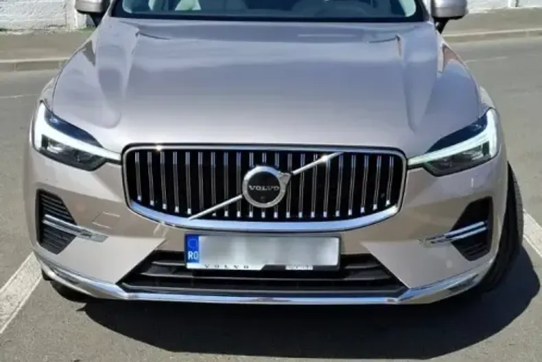 Volvo XC60 din 2023 cu 49.000 km - oferta VOL129156 - foto 1
