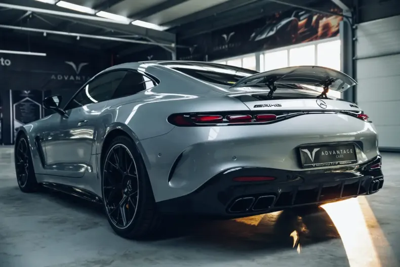 Mercedes-Benz AMG GT din 2024 cu 5.100 km - oferta MER129161 - foto 7