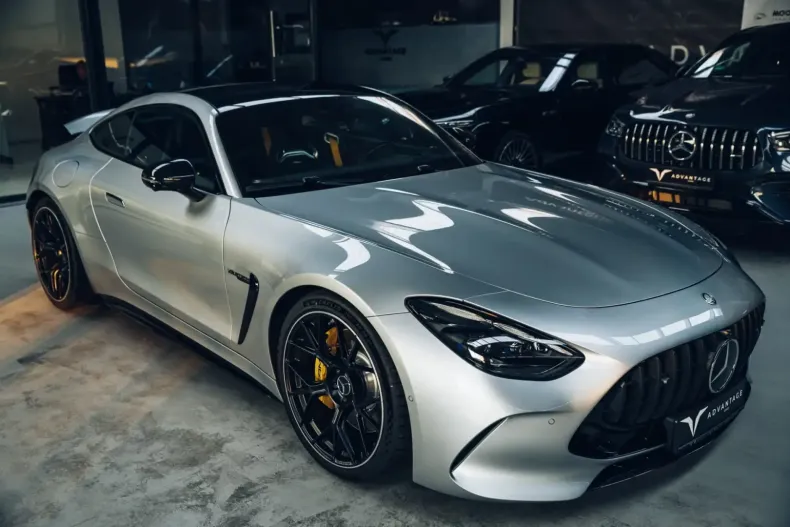 Mercedes-Benz AMG GT din 2024 cu 5.100 km - oferta MER129161 - foto 9