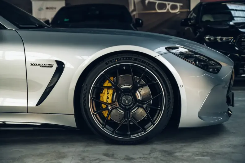 Mercedes-Benz AMG GT din 2024 cu 5.100 km - oferta MER129161 - foto 11