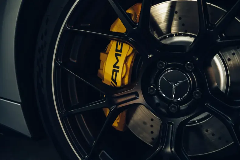 Mercedes-Benz AMG GT din 2024 cu 5.100 km - oferta MER129161 - foto 18