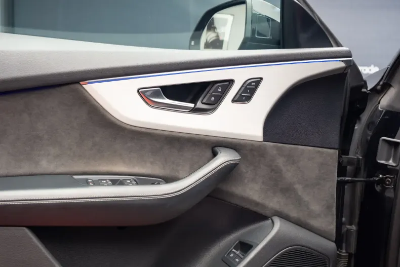 Audi Q8 din 2021 cu 120.500 km - oferta AUD129164 - foto 16