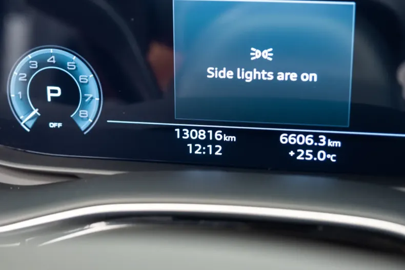 Audi Q8 din 2021 cu 120.500 km - oferta AUD129164 - foto 24