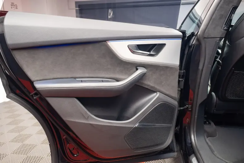 Audi Q8 din 2021 cu 120.500 km - oferta AUD129164 - foto 30