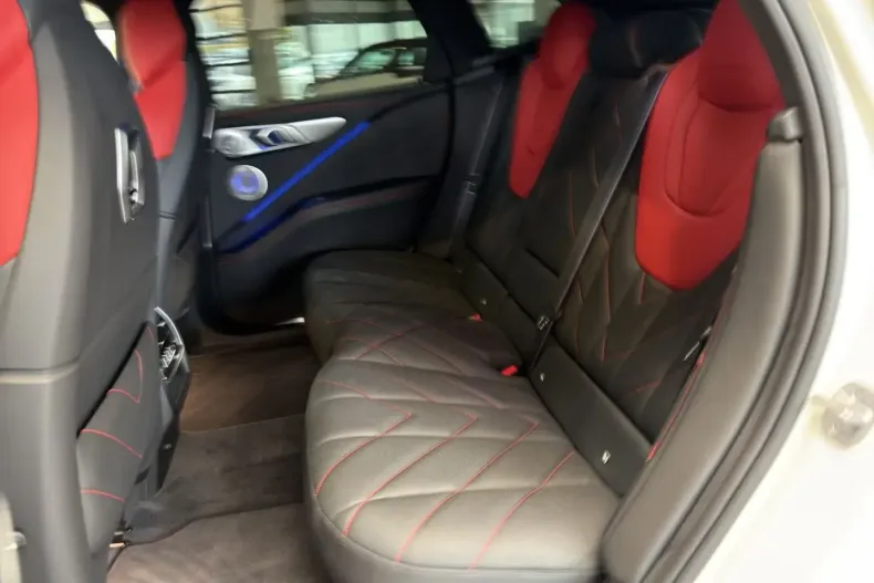 BMW XM din 2024 cu 6.250 km - oferta BMW129175 - foto 5