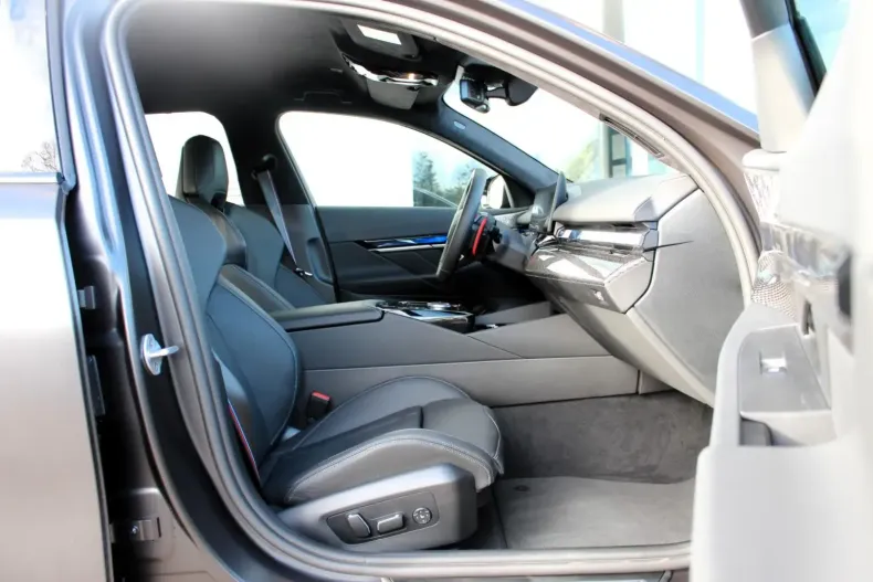 BMW M5 din 2024 cu 19.600 km - oferta BMW129179 - foto 19