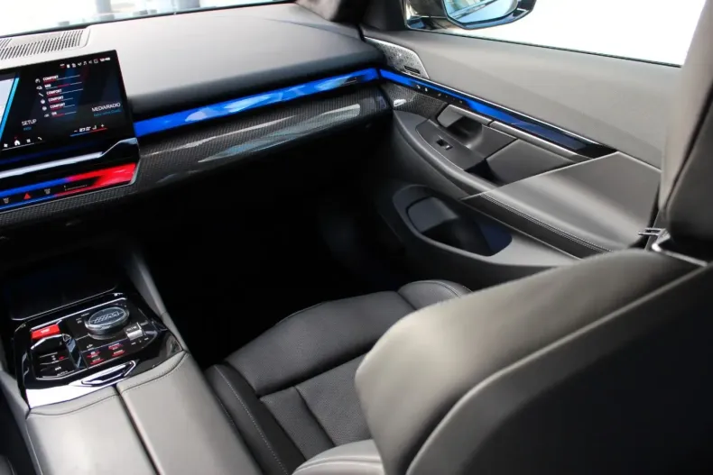 BMW M5 din 2024 cu 19.600 km - oferta BMW129179 - foto 27