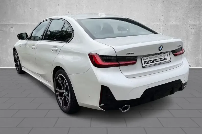 BMW 320 din 2025 cu 10.500 km - oferta BMW129188 - foto 3